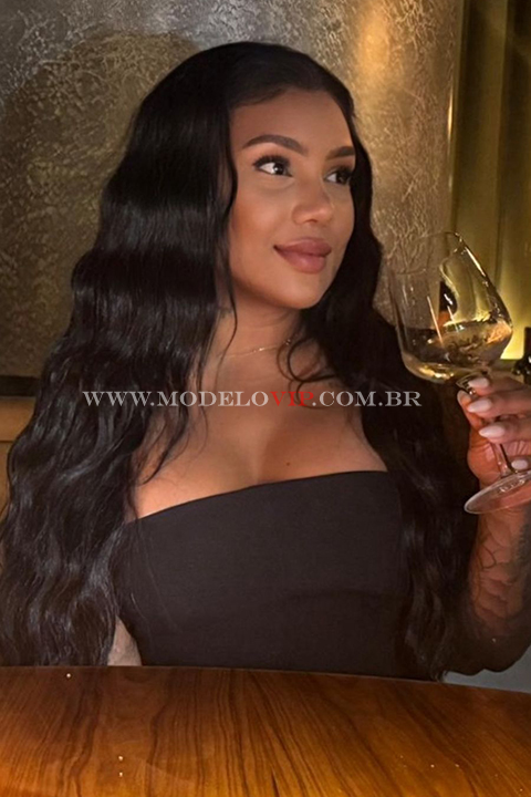 Sarah Cash - Acompanhante Premium em Curitiba - Foto 1